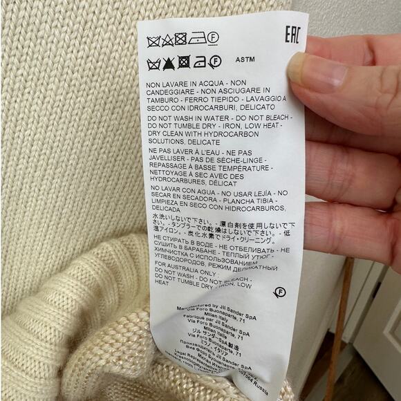 Jil Sander Cream V-Neck Button Long Sleeve Knit Sweater 40 / 8 - Picture 14 of 16